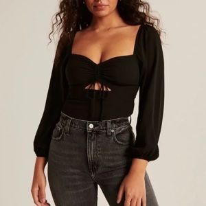 Abercrombie Long-Sleeve Cinched Front Cutout Top in Black Size XS